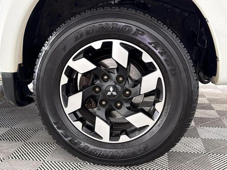 2018-Mitsubishi-Triton-24-Di-Dc-4x4-Auto-Double-Cab_5