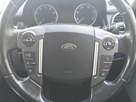 2014-Land-Rover-Discovery-4-30-V6-SC-SE_11