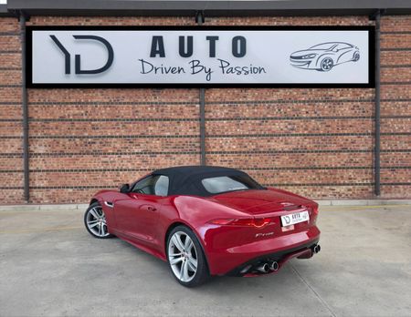 2015-Jaguar-F-Type-S-50-V8-Convertible_9