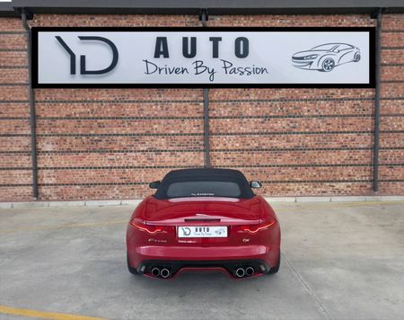 2015-Jaguar-F-Type-S-50-V8-Convertible_11