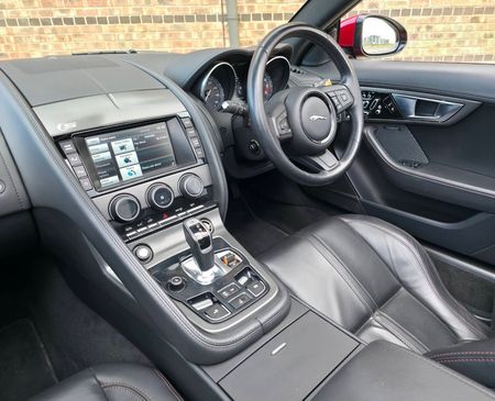 2015-Jaguar-F-Type-S-50-V8-Convertible_23