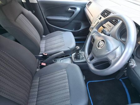 2018-Volkswagen-Polo-10-TSI-Trendline_5