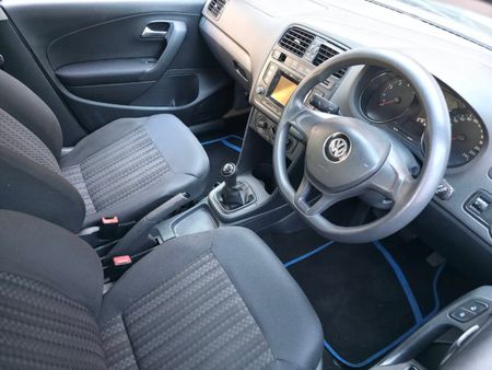 2018-Volkswagen-Polo-10-TSI-Trendline_6