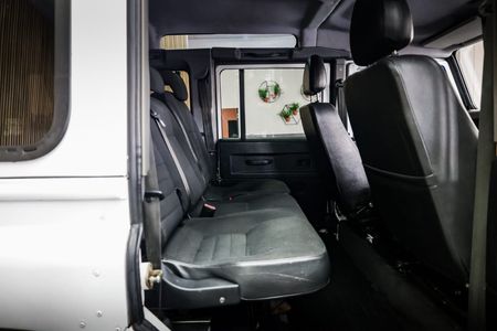 2017-Land-Rover-Defender-110-22D-Station-Wagon_19