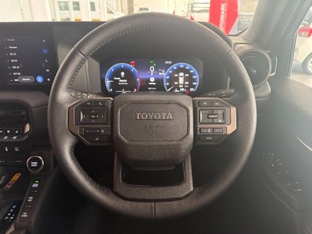 2026-Toyota-Land-Cruiser-Prado-VX-R-28GD-Auto_2