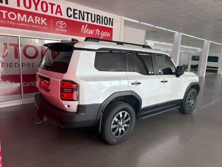 2025-Toyota-Land-Cruiser-Prado-VX-R-28GD-Auto_5