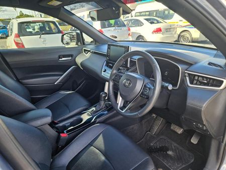 2024-Toyota-Corolla-Cross-18-XR-Hybrid_6