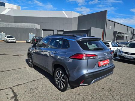 2024-Toyota-Corolla-Cross-18-XR-Hybrid_8