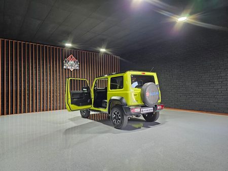 2022-Suzuki-Jimny-15-GLX_20