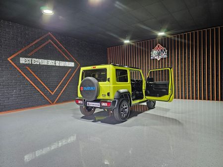 2022-Suzuki-Jimny-15-GLX_22