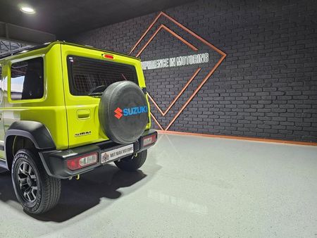 2022-Suzuki-Jimny-15-GLX_25