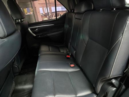 2023-Toyota-Fortuner-24-GD-6-RB-Auto_12