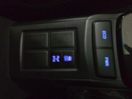 2023-Toyota-Fortuner-24-GD-6-RB-Auto_17
