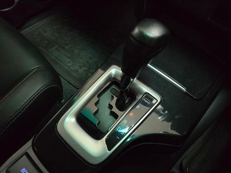 2023-Toyota-Fortuner-24-GD-6-RB-Auto_18