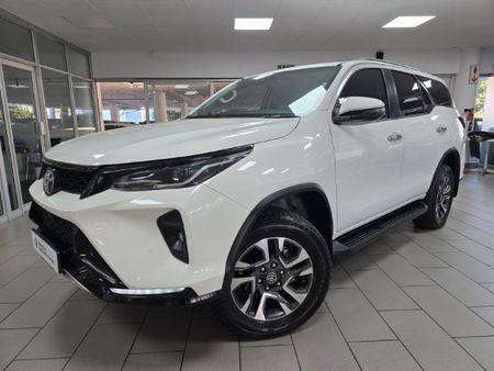2023-Toyota-Fortuner-24-GD-6-RB-Auto_1