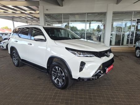 2023-Toyota-Fortuner-24-GD-6-RB-Auto_0