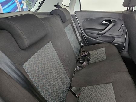 2025-Volkswagen-Polo-Vivo-16-Life_12
