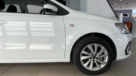 2025-Volkswagen-Polo-Vivo-16-Life_2