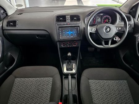 2025-Volkswagen-Polo-Vivo-16-Life_6