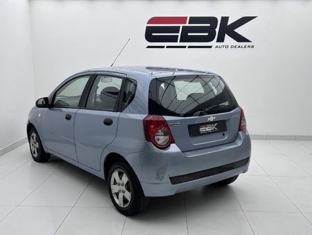 2012-Chevrolet-Aveo-16-L-Hatch_3