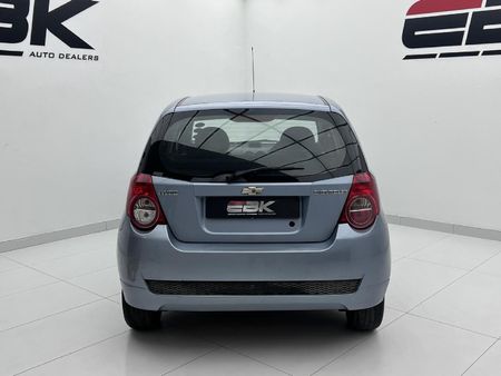 2012-Chevrolet-Aveo-16-L-Hatch_4