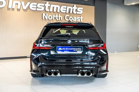 2024-BMW-M3-Competition-Touring-M-xDrive_16