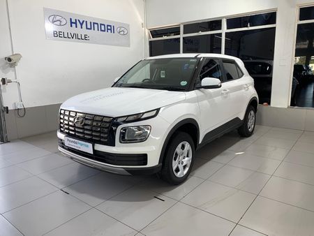 2025-Hyundai-Venue-12-Motion_0