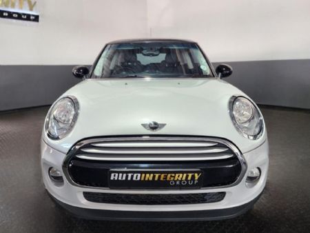 2014-MINI-Hatch-Cooper-Auto_1