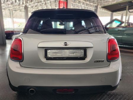 2014-MINI-Hatch-Cooper-Auto_5