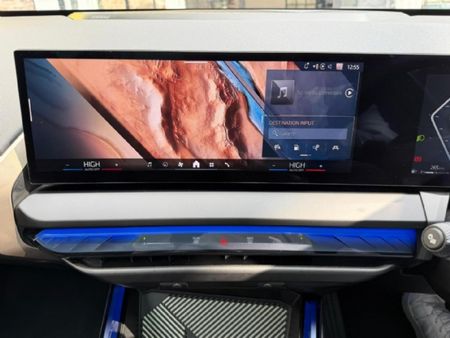 2026-BMW-X3-sDrive-20i-Pure-Design_18