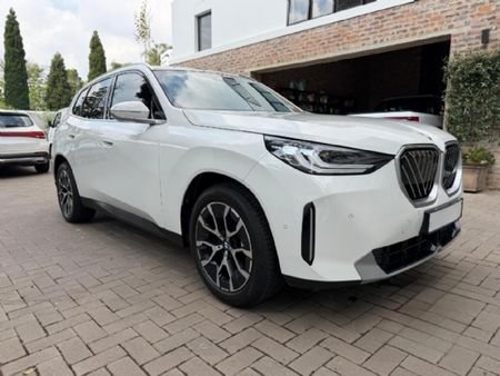 2026-BMW-X3-sDrive-20i-Pure-Design_2