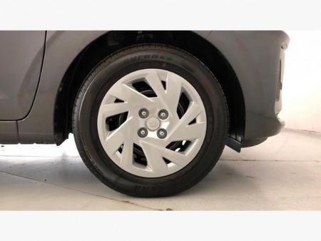 2026-Hyundai-Grand-i10-10-Motion_10