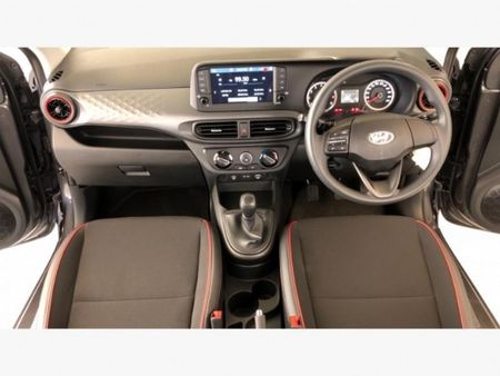 2026-Hyundai-Grand-i10-10-Motion_11