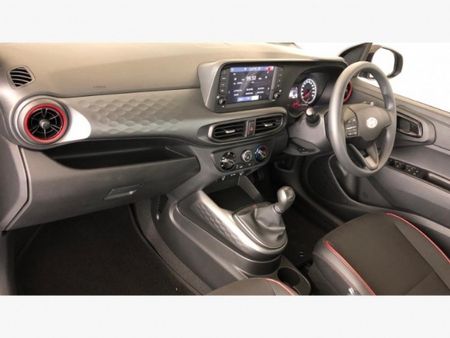 2026-Hyundai-Grand-i10-10-Motion_15