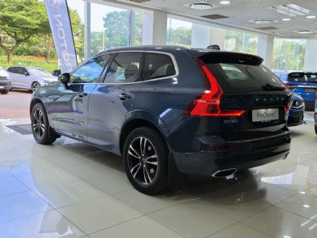 2025-Volvo-XC60-B5-Momentum-Geartronic-AWD_7