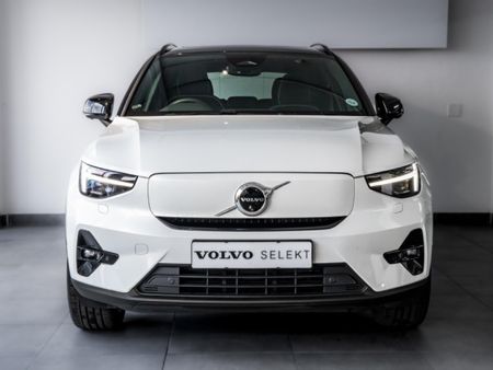 2024-Volvo-XC40-P8-Recharge_7