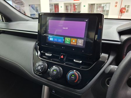 2025-Toyota-Corolla-Cross-18-XI_15