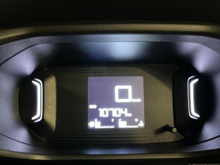 2024-Citroen-C3-12-Feel_2