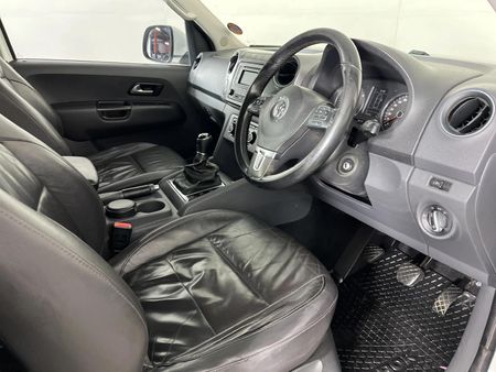 2014-Volkswagen-Amarok-20-BiTDI-Highline-132kW-Double-Cab_8