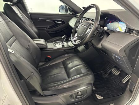 2019-Land-Rover-Range-Rover-Evoque-20-D-SE-132kW-D180_9