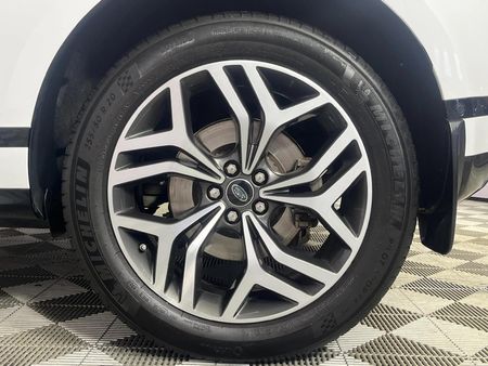 2019-Land-Rover-Range-Rover-Evoque-20-D-SE-132kW-D180_6