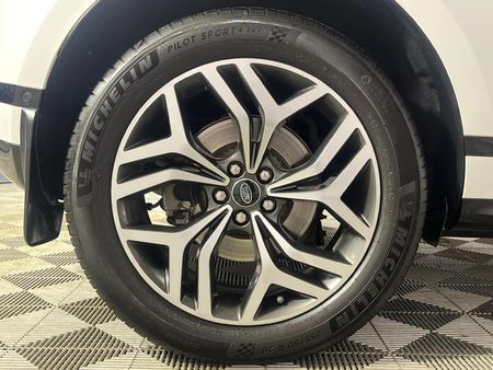 2019-Land-Rover-Range-Rover-Evoque-20-D-SE-132kW-D180_7
