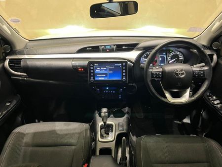 2024-Toyota-Hilux-28-GD-6-Raised-Body-Raider-Auto-Double-Cab_5