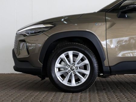 2026-Toyota-Corolla-Cross-18-XS-Hybrid_7