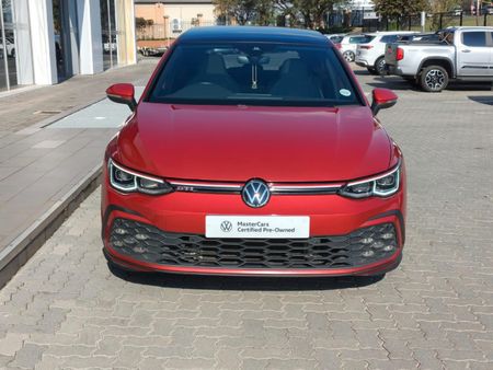 2024-Volkswagen-Golf-8-GTI-20-TSI-Auto_5