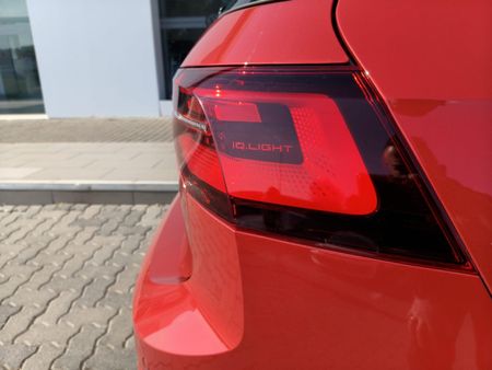 2024-Volkswagen-Golf-8-GTI-20-TSI-Auto_7