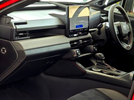 2026-Toyota-RAV4-25-GR-S-Hybrid-CVT-Auto-E-Four_12