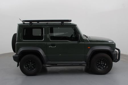 2022-Suzuki-Jimny-15-GA_9