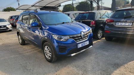 2022-Renault-Triber-10-Intens_2