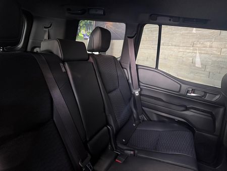 2025-Toyota-Land-Cruiser-Prado-VX-R-28GD-Auto_12